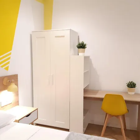 Good Energy Rooms Alicante Exterior photo