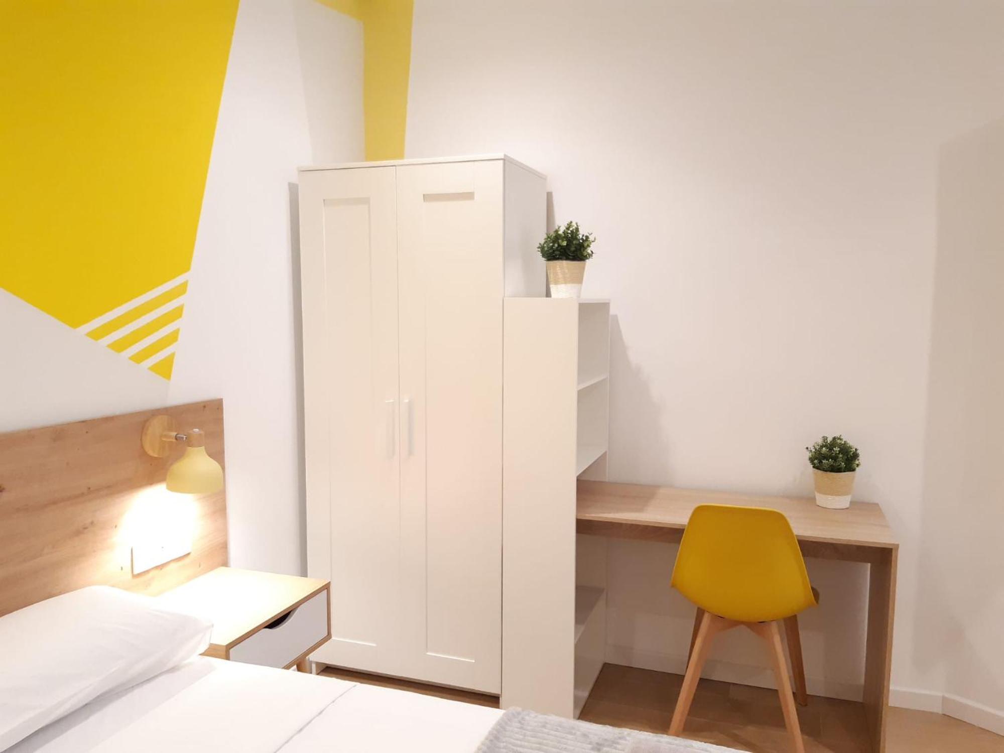 Good Energy Homestay Alicante