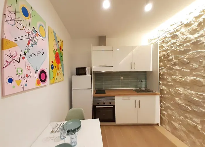 Good Energy Rooms